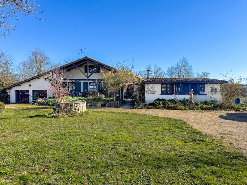 French property for sale in Montfermier, Tarn-et-Garonne - €525,000 - photo 1