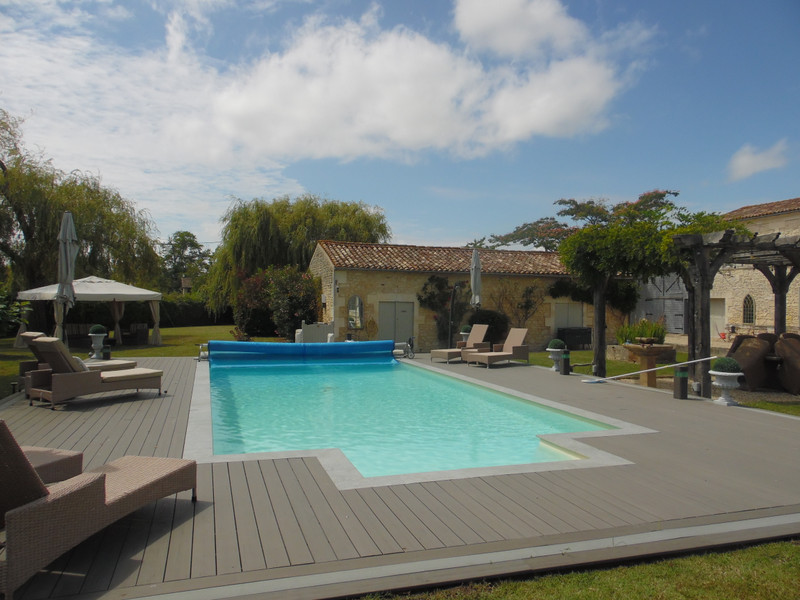 French property for sale in Saint-Ciers-sur-Gironde, Gironde - €657,200 - photo 3