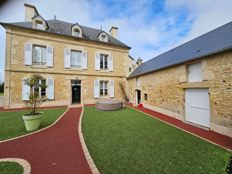 French property for sale in Mortrée, Orne - €571,000 - photo 10
