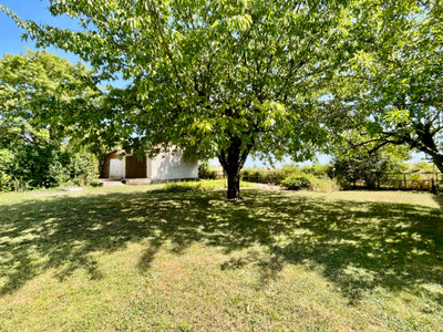 French property for sale in Marcillac-Lanville, Charente - €256,800 - photo 9