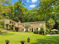 Propriété à vendre à Grillon, Vaucluse - 580 000 € - photo n°1