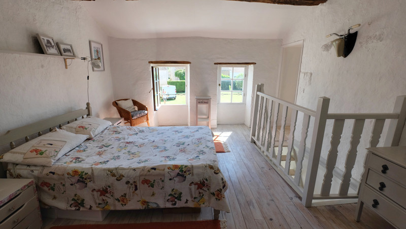 French property for sale in Coivert, Charente-Maritime - €199,800 - photo 8