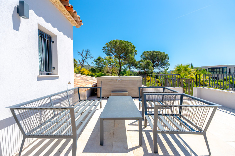 French property for sale in Sainte-Maxime, Var - €2,195,000 - photo 5