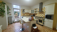 Maison à vendre à Barbezieux-Saint-Hilaire, Charente - 267 500 € - photo 3