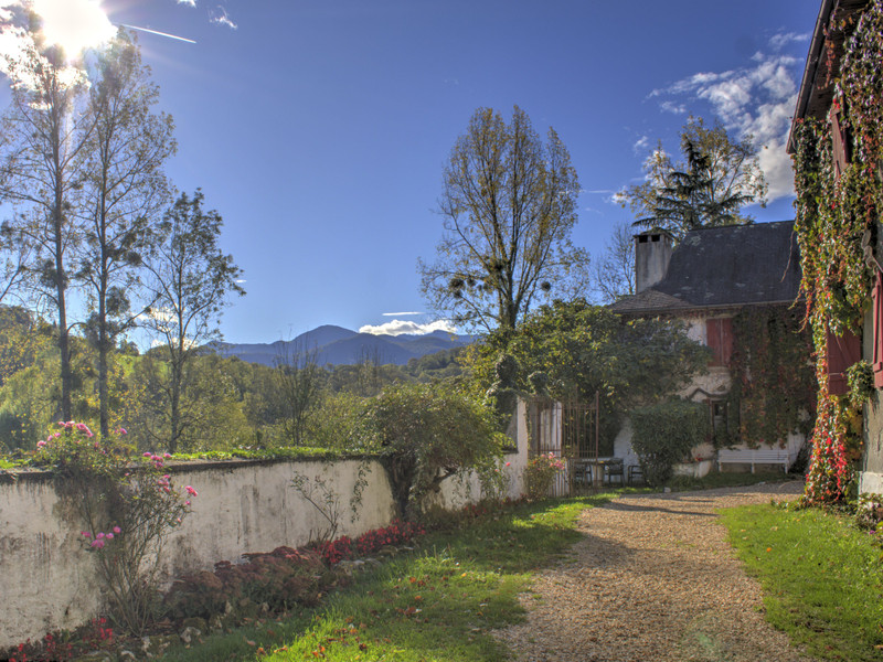French property for sale in Rébénacq, Pyrénées-Atlantiques - &#8364;590,000 - photo 7
