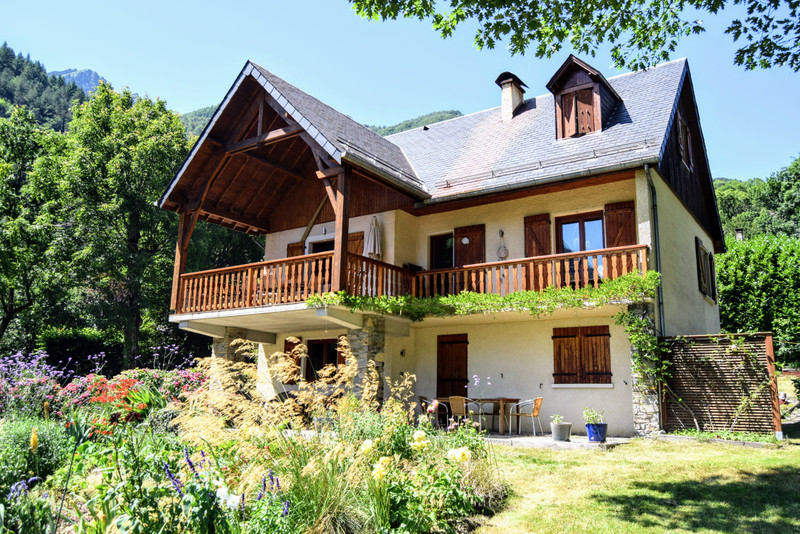 French property for sale in Cier-de-Luchon, Haute-Garonne - €365,000 - photo 2