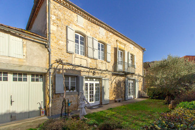 Maison à vendre à Duravel, Lot, Midi-Pyrénées, avec Leggett Immobilier