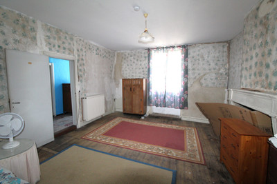 French property for sale in Saint-Savin, Vienne - €80,000 - photo 8