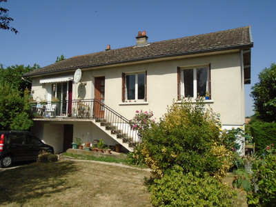 Maison à vendre à Joussé, Vienne, Poitou-Charentes, avec Leggett Immobilier