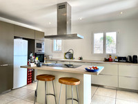 Maison à vendre à Pierrevert, Alpes-de-Haute-Provence - 735.000 € - photo 5