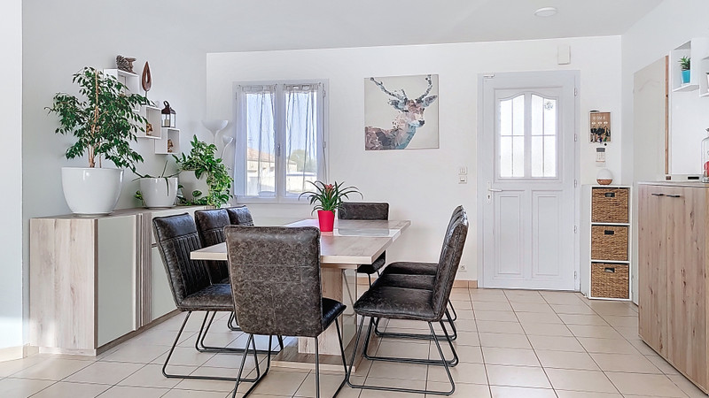 French property for sale in Angliers, Charente-Maritime - €350,000 - photo 4