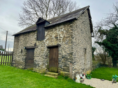 French property for sale in Villepail, Mayenne - €115,000 - photo 8