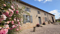 Propriété à vendre à Nanteuil-en-Vallée, Charente - 320 000 € - photo n°4