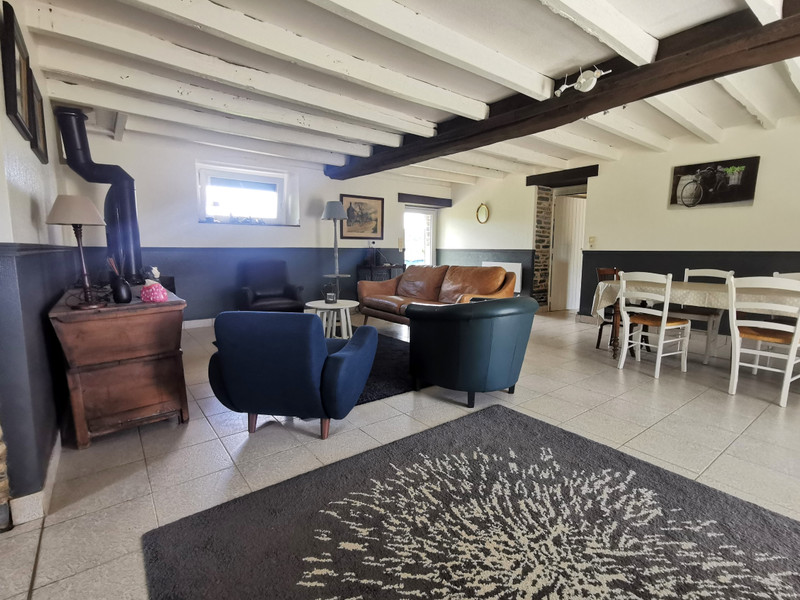 French property for sale in Saint-Martin-sur-Oust, Morbihan - €160,000 - photo 2