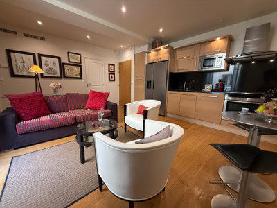 French property for sale in Paris 4e Arrondissement, Paris - €660,000 - photo 8