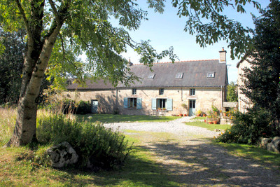 Maison à vendre à Ploërdut, Morbihan, Bretagne, avec Leggett Immobilier