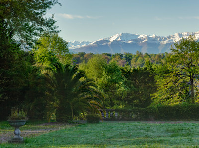 building for sale in Pyrénées-Atlantiques