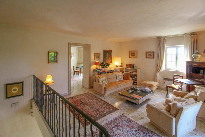 French property for sale in Le Rouret, Alpes-Maritimes - €630,000 - photo 4