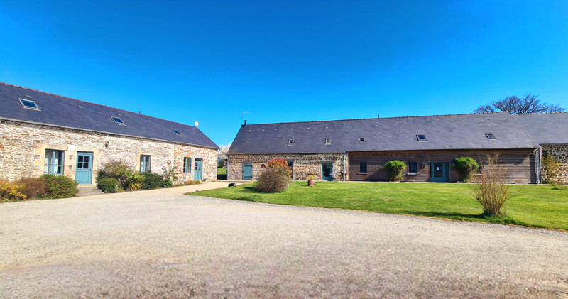 Commerce à vendre à Rives d'Andaine, Orne - 699.999 € - photo 1