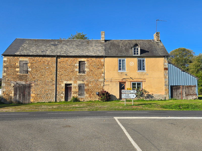 French property for sale in Le Teilleul, Manche - €58,000 - photo 0