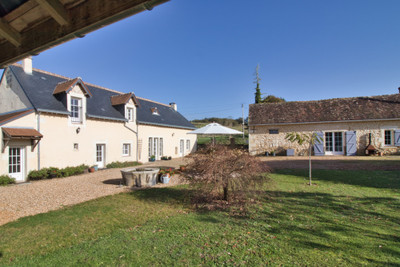 Maison à vendre à Chenu, Sarthe, Pays de la Loire, avec Leggett Immobilier