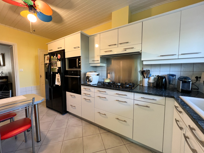 French property for sale in Bergerac, Dordogne - €357,000 - photo 6