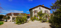 Maison à vendre à Verteillac, Dordogne - 393 750 € - photo 1