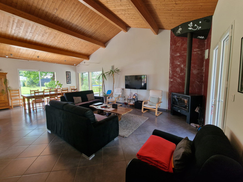 French property for sale in Marsac-sur-l'Isle, Dordogne - €425,531 - photo 2