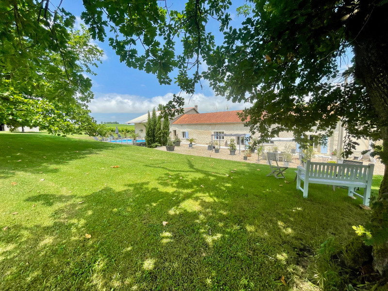 Maison à vendre à Eymet, Dordogne - 546.000 € - photo 1