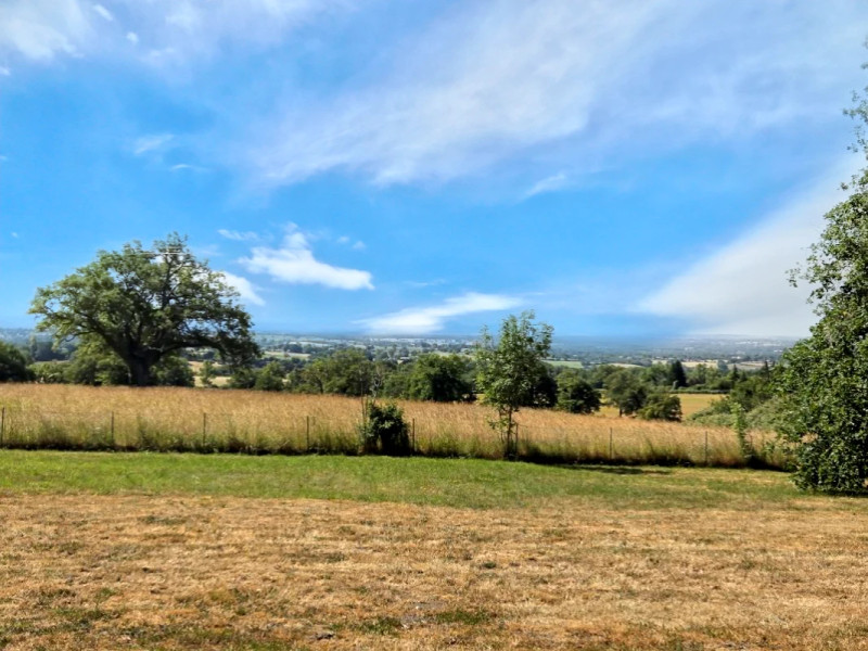 French property for sale in Saint-Caprais, Allier - €329,000 - photo 8