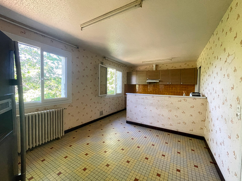 French property for sale in Luchapt, Vienne - €82,500 - photo 6