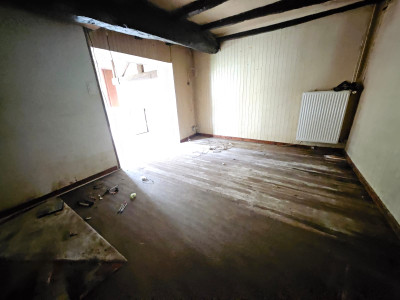 French property for sale in Neuvic, Dordogne - €110,000 - photo 3