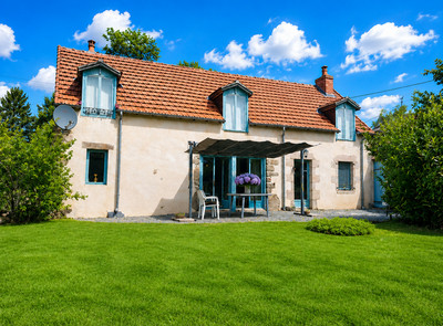 French property for sale in Domeyrot, Creuse - €142,857 - photo 1