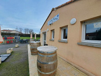 Commerce à vendre à Oradour-Fanais, Charente - 54.600 € - photo 7