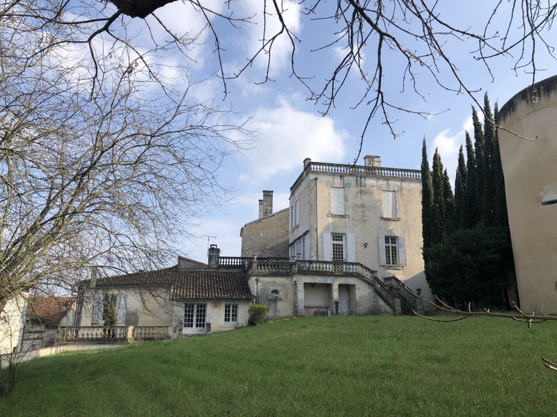 French property for sale in Barbezieux-Saint-Hilaire, Charente - photo 9