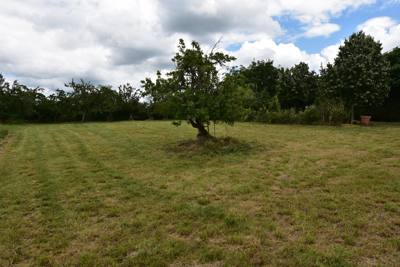 French property for sale in Thenon, Dordogne - &#8364;41,600 - photo 4