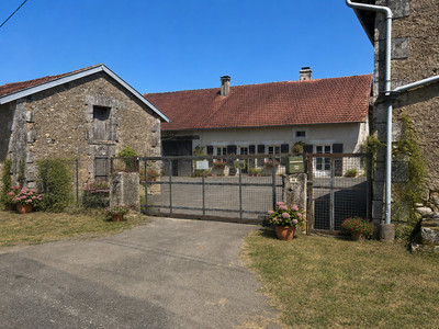 French property for sale in Lussas-et-Nontronneau, Dordogne - €333,900 - photo 1