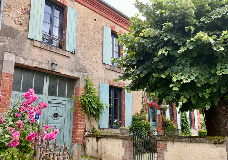 French property for sale in Saint-Georges-la-Pouge, Creuse - €367,000 - photo 2