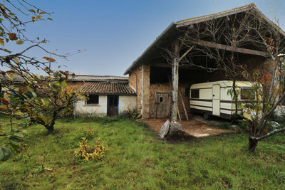 French property for sale in Saint-Sauvant, Vienne - €54,000 - photo 1