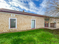 Commerce à vendre à Antonne-et-Trigonant, Dordogne - 349.900 € - photo 1
