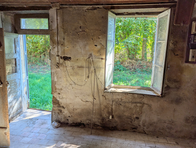 French property for sale in Saint-Priest-la-Marche, Cher - €79,200 - photo 6