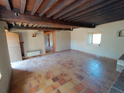 French property for sale in Auzances, Creuse - €82,500 - photo 8