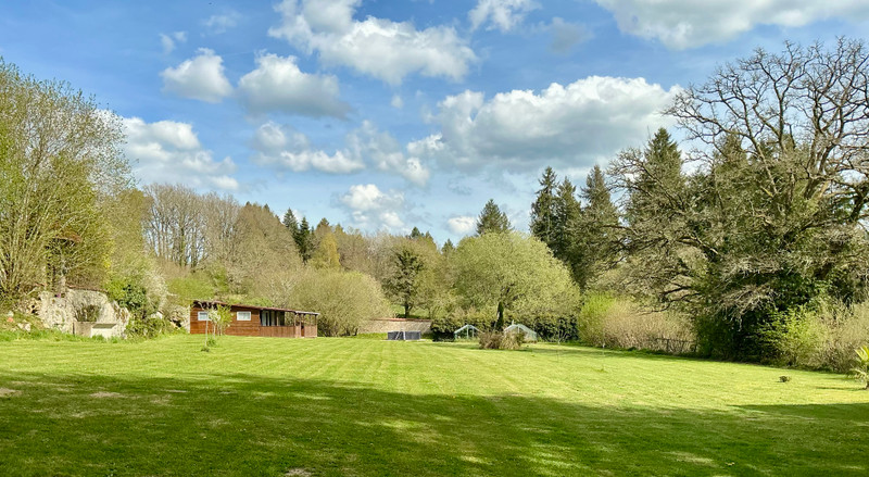 French property for sale in Saint-Georges-la-Pouge, Creuse - €367,000 - photo 1