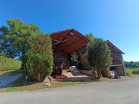Maison à vendre à Saint-Gervais-d'Auvergne, Puy-de-Dôme - 495.000 € - photo 8