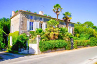 Propriété à vendre à Dœuil-sur-le-Mignon, Charente-Maritime - 369 940 € - photo n°1