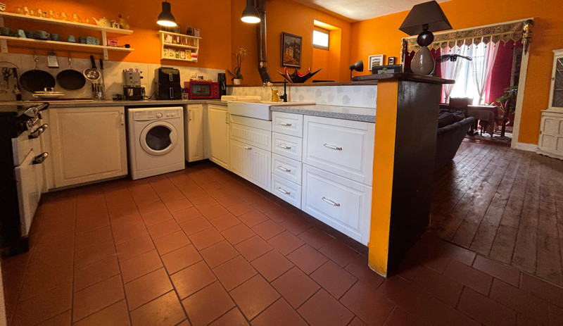 French property for sale in Carcassonne, Aude - €310,000 - photo 4