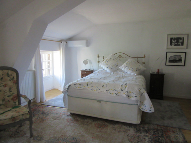 French property for sale in Saint-Macoux, Vienne - €160,000 - photo 6