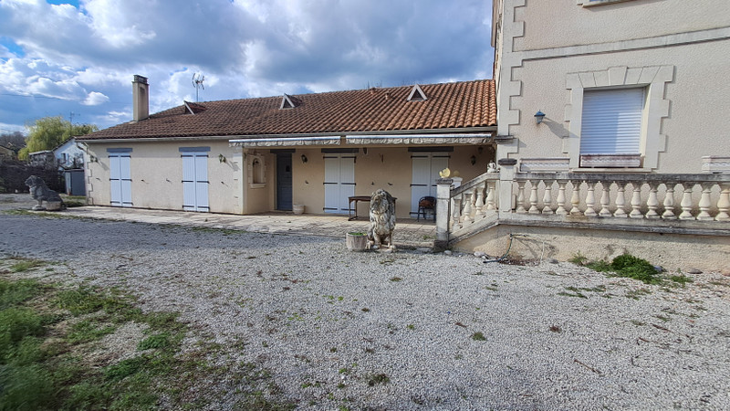French property for sale in Champagne-et-Fontaine, Dordogne - €365,700 - photo 13