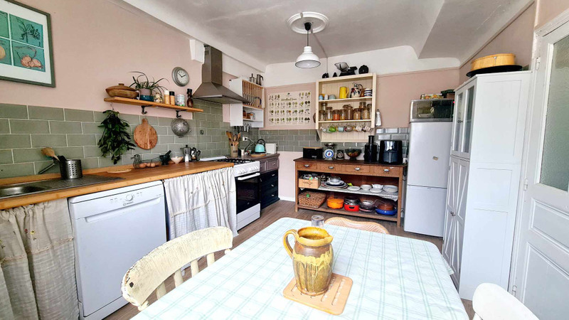 French property for sale in Ambrières-les-Vallées, Mayenne - €107,000 - photo 1