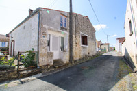 houses and homes for sale inDampierre-sur-BoutonneCharente-Maritime Poitou_Charentes
